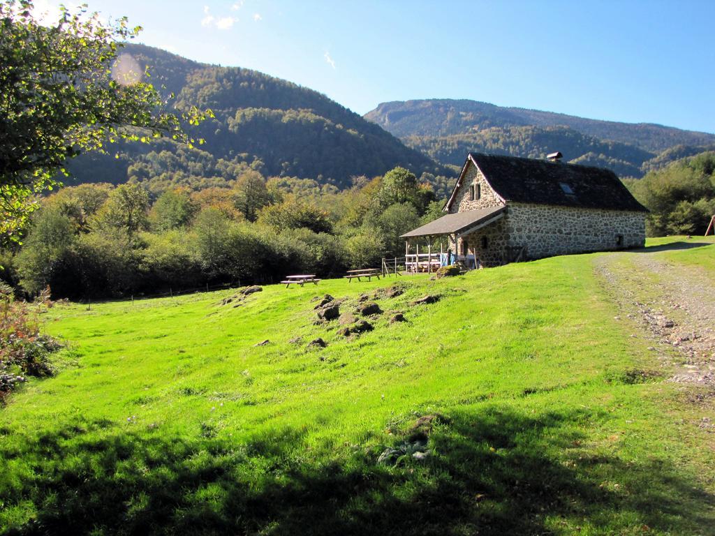 Les Chalets De La Foret D'Issaux Osse-en-Aspe Eksteriør billede